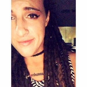 Meet your Posher, Caitlin